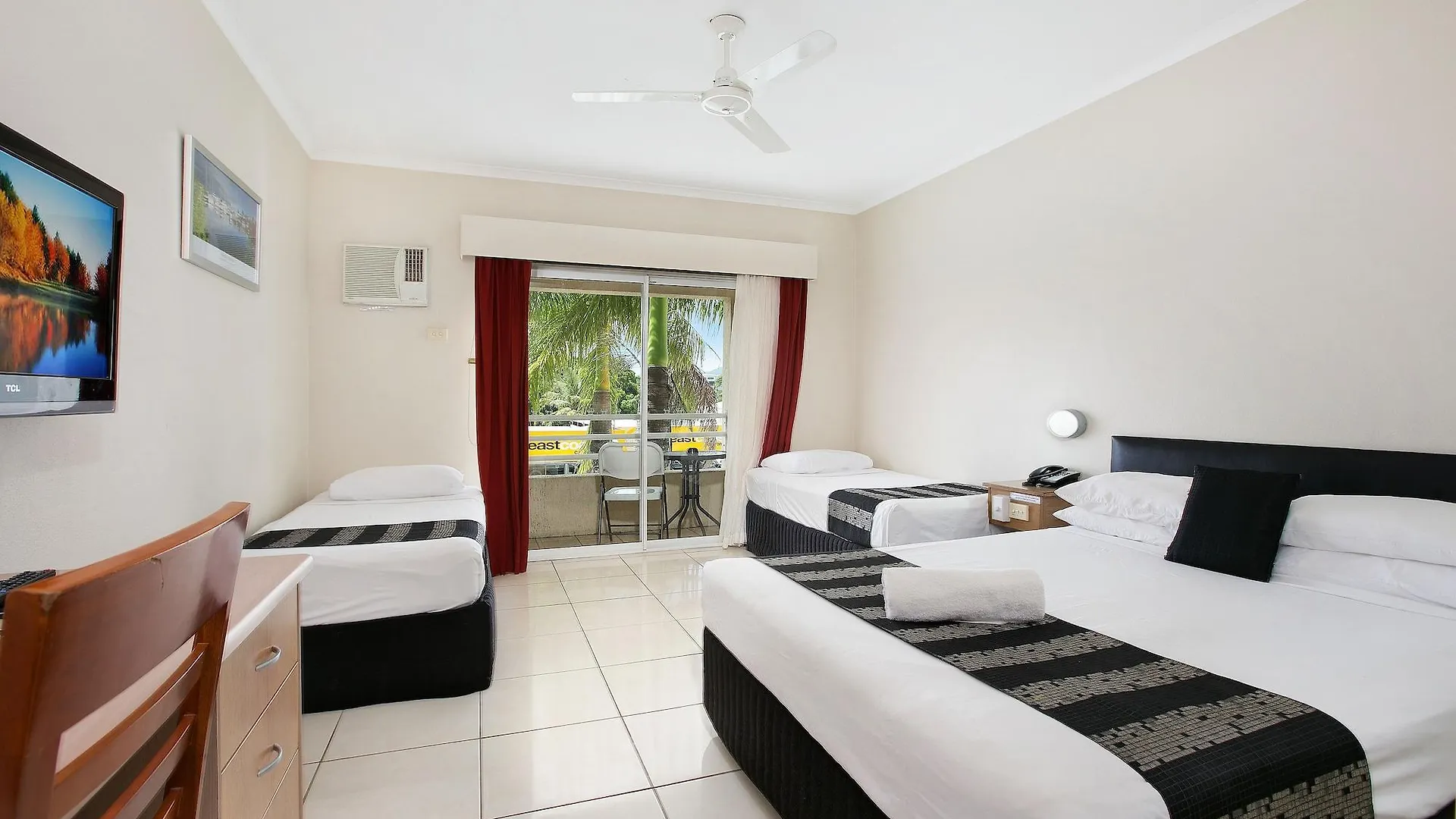 Cairns City Sheridan Motel