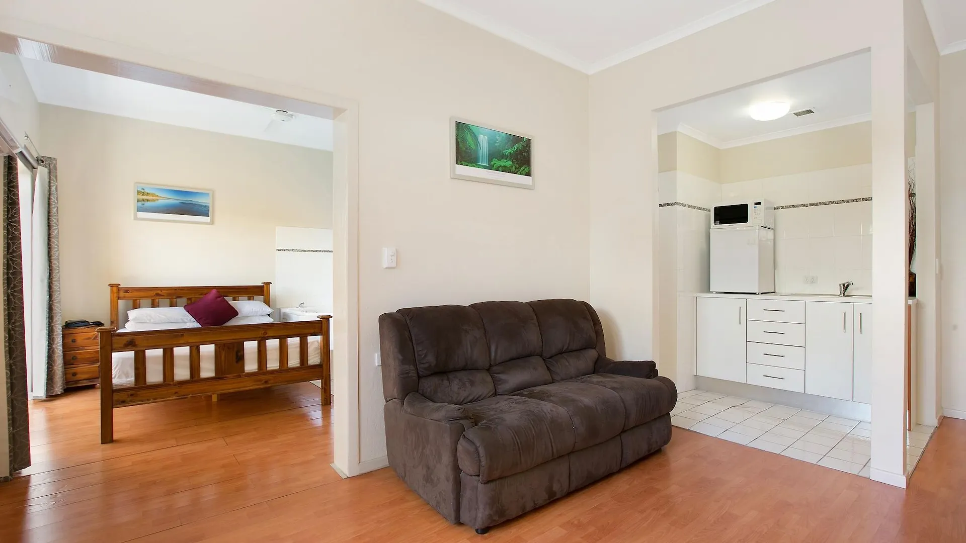 Cairns City Sheridan Motel