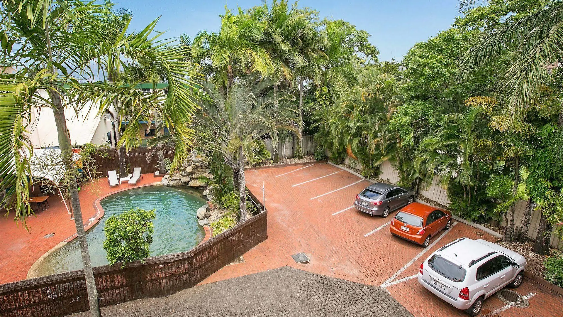 Cairns City Sheridan Motel